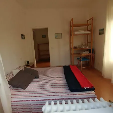 A Couette-café Côme